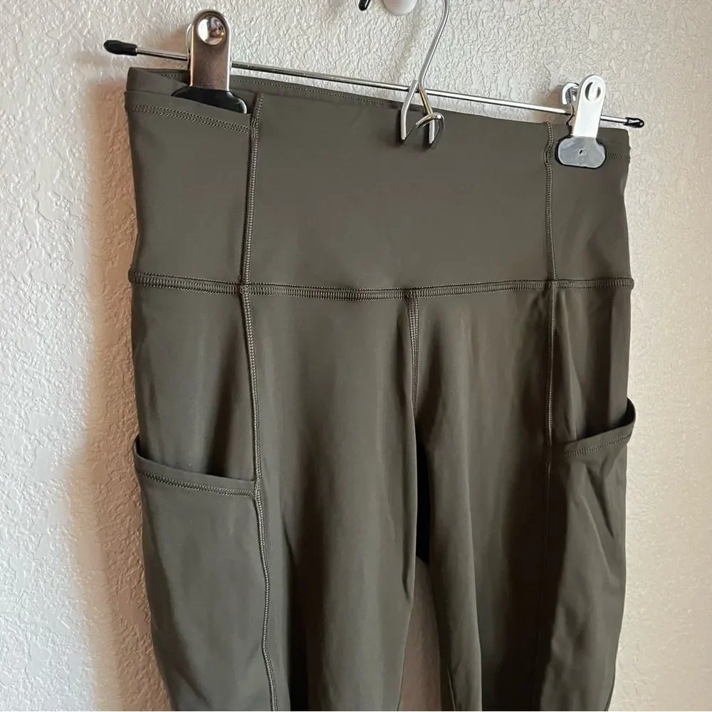 Lululemon Fast & Free Crop II *Nulux 19